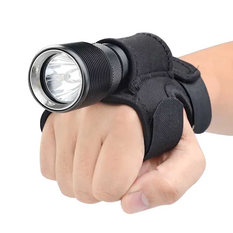 Nylon202 1 Scuba Diving Flashlight Gloves Underwater Photography Equipment For Hunting Water Sports 4 Models  Diving Flashlight